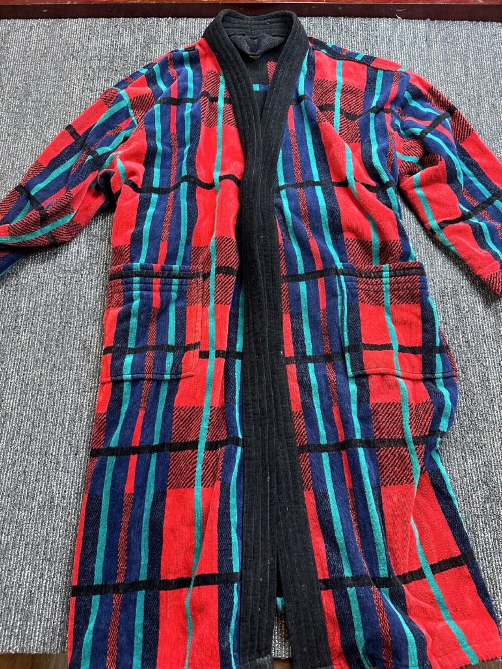 Ash Creek Trading Mens One Size Cotton Terry Bath Robe Plaid Red Blue Vintage